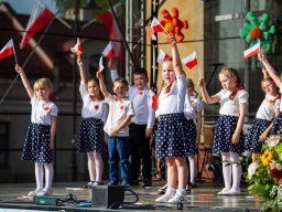 b_1024_768_0_00_images_2023_2024_WYDARZENIA_GMINNY_3MAJA_439874610_122143232330105220_3432490477759471959_n